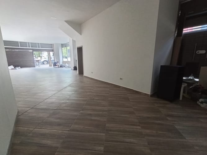 Local en arriendo en Camino Verde, Envigado, 130 m² · foto 6 de 12
