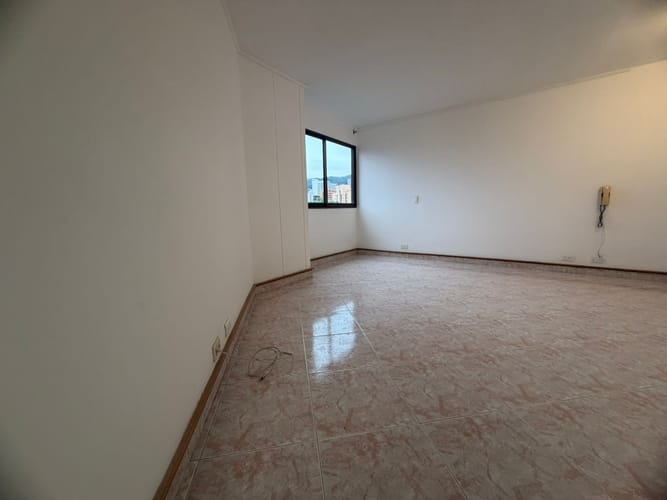 Apartamento de 3 alcobas en arriendo en El Poblado, Medellín, 140 m² · foto 6 de 20
