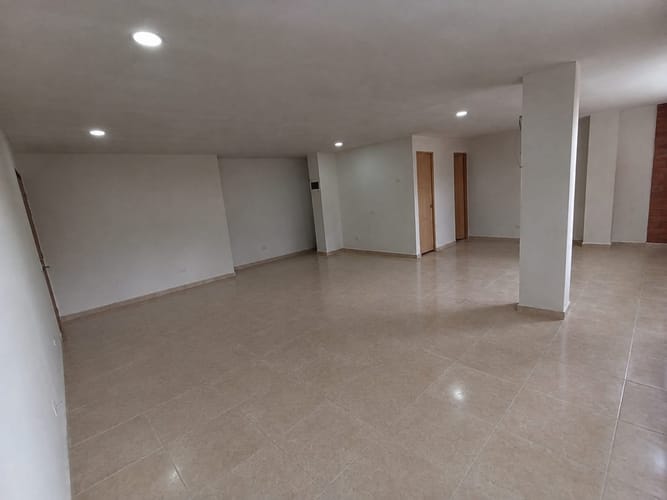 Local en arriendo en Calasanz, Medellín, 64 m² · foto 2 de 12