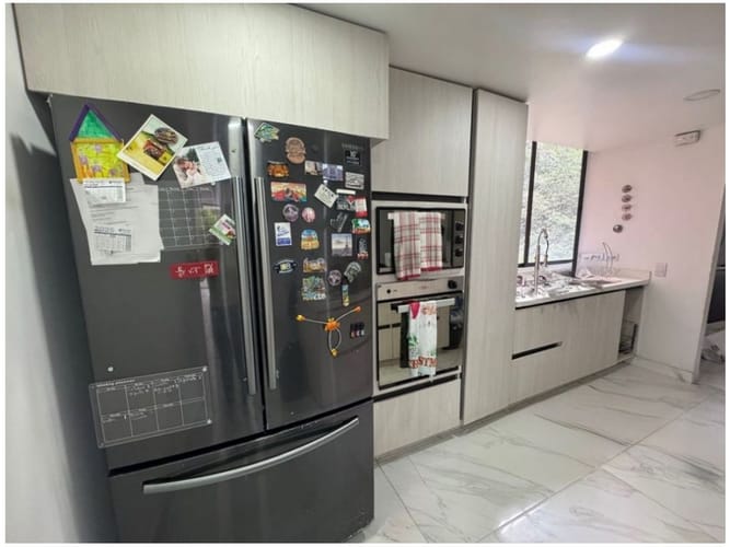 Apartamento de 3 alcobas en venta en El Poblado, Medellín, 169 m² · foto 8 de 18