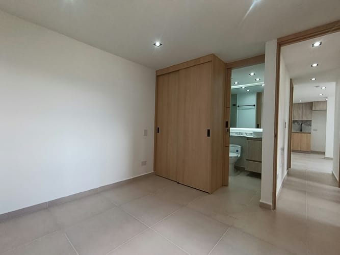 Apartamento de 3 alcobas en arriendo en Cabañas, Bello, 49 m² · foto 14 de 16