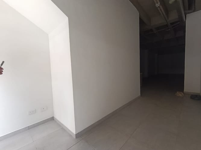 Local en arriendo en Suramérica, Itagüí, 100 m² · foto 2 de 11