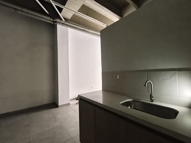 Local en arriendo en Suramérica, Itagüí, 100 m² · foto 4 de 11
