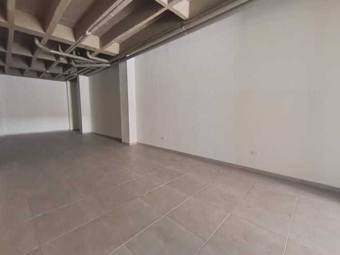 Local en arriendo en Suramérica, Itagüí, 100 m² · foto 10 de 11