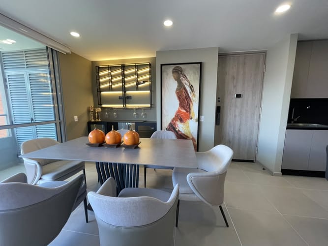 Apartamento de 3 alcobas en arriendo en El Poblado, Medellín, 110 m² · foto 6 de 20