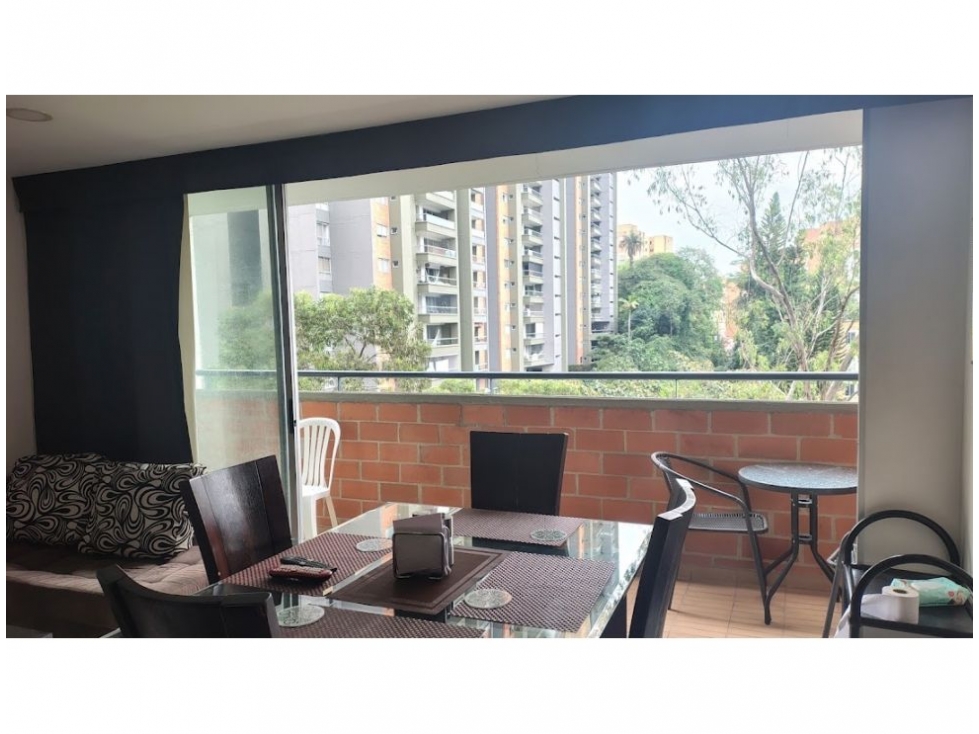 Apartamento en Venta en Loma de los bernal, Medellín