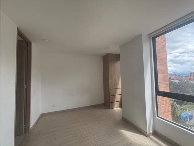 Apartaestudio en venta en El Redil, Bogotá, 19 m² · foto 3 de 10