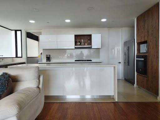 Apartamento de 3 alcobas en arriendo en Santa Maria De Los Angeles, Medellín, 200 m² · foto 5 de 24