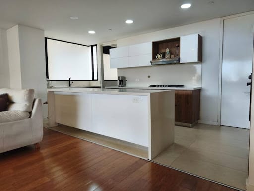 Apartamento de 3 alcobas en arriendo en Santa Maria De Los Angeles, Medellín, 200 m² · foto 6 de 24