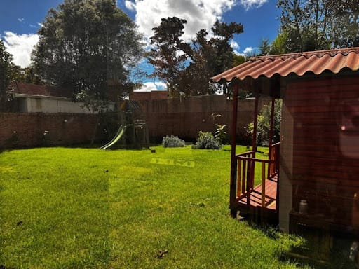 Casa de 4 alcobas en venta en San Jose De Bavaria, Bogotá, 200 m² · foto 14 de 24