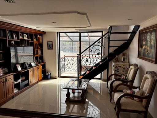 Casa de 4 alcobas en venta en San Jose De Bavaria, Bogotá, 200 m² · foto 17 de 24