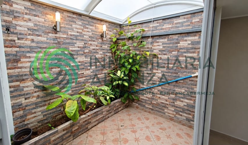 Casa de 3 alcobas en venta en Versalles, Floridablanca, 129 m² · foto 5 de 22