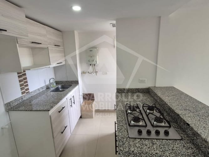 Apartamento de 3 alcobas en venta en La Navarra, Bello, 56 m² · foto 2 de 21