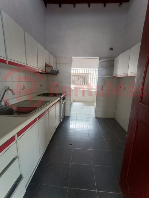 Apartamento de 3 alcobas en venta en Colsag, Cúcuta, 148 m² · foto 8 de 24