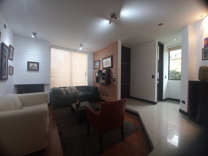 Casa de 3 alcobas en venta en La Estrella, Chía, 159 m² · foto 3 de 24