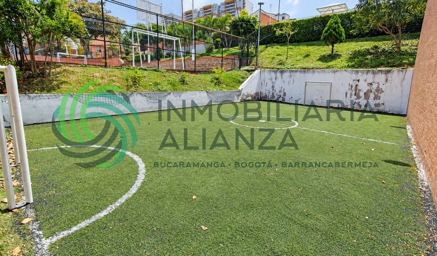 Casa de 3 alcobas en venta en Versalles, Floridablanca, 129 m² · foto 20 de 22