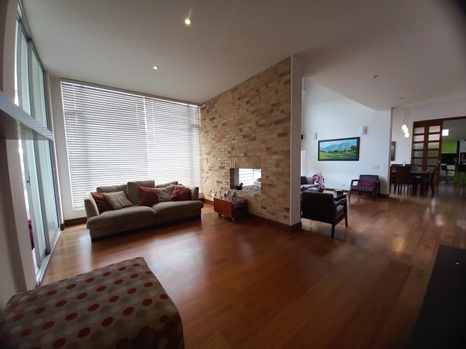 Casa de 3 alcobas en venta en El Misterio, Cajicá, 317 m² · foto 5 de 24