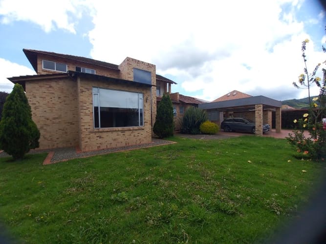 Casa de 3 alcobas en venta en El Misterio, Cajicá, 317 m² · foto 16 de 24