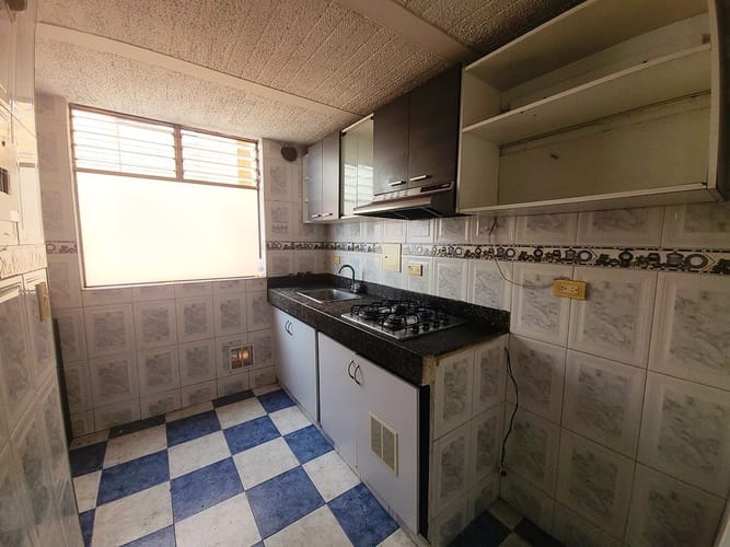 Apartamento de 3 alcobas en venta en Plaza De Las Américas, Bogotá, 74 m² · foto 2 de 20