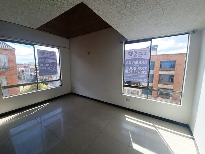 Apartamento de 3 alcobas en venta en Plaza De Las Américas, Bogotá, 74 m² · foto 5 de 20