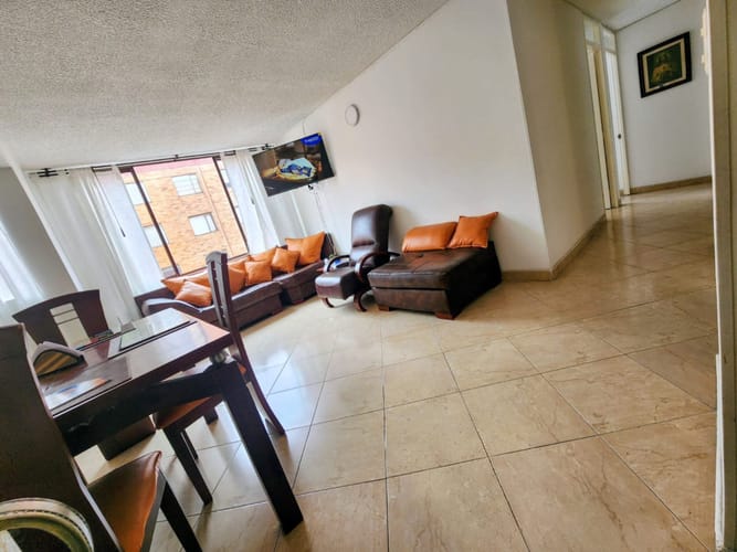 Apartamento en venta en Plaza Imperial Centro Comercial, Bogotá · foto 4 de 24