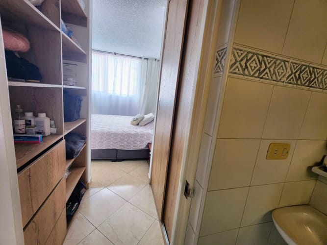 Apartamento en venta en Plaza Imperial Centro Comercial, Bogotá · foto 12 de 24