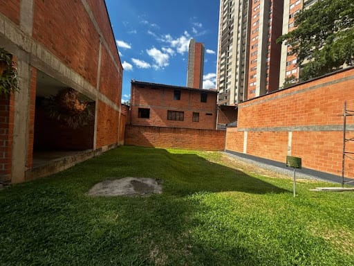 Lote en venta en San Remo, Sabaneta, 192 m² · foto 3 de 14
