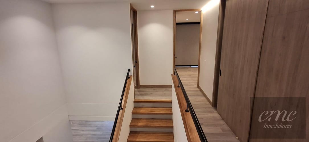 Casa de 3 alcobas en venta en El Porvenir, Rionegro, 328 m² · foto 5 de 24