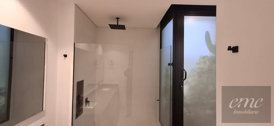 Casa de 3 alcobas en venta en El Porvenir, Rionegro, 328 m² · foto 10 de 24