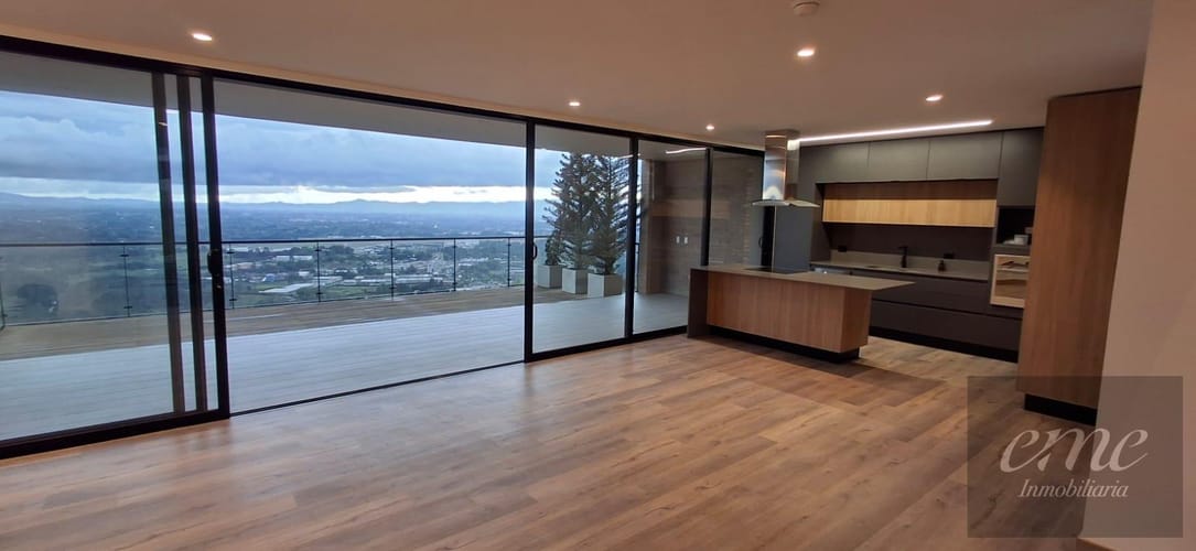 Casa de 3 alcobas en venta en El Porvenir, Rionegro, 328 m² · foto 24 de 24