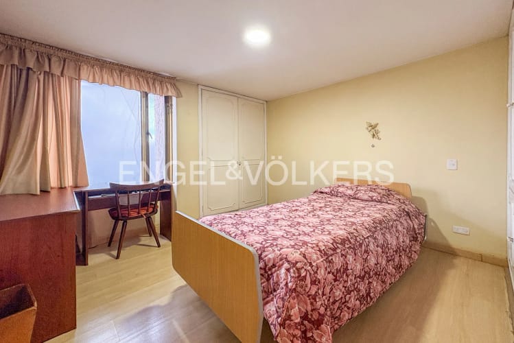 Apartamento de 3 alcobas en venta en Chico Norte, Bogotá, 144 m² · foto 10 de 12