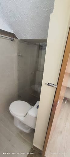 Apartaestudio en arriendo en La Castellana, Medellín, 40 m² · foto 12 de 17