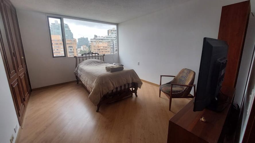 Apartamento de 3 alcobas en venta en La Cabrera, Bogotá, 190 m² · foto 5 de 24