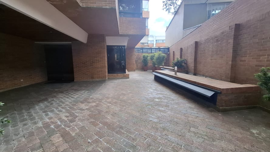 Apartamento de 3 alcobas en venta en La Cabrera, Bogotá, 190 m² · foto 17 de 24
