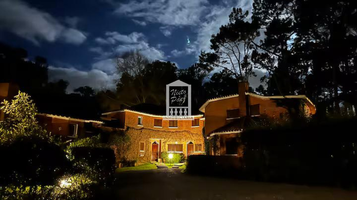 Chalet en Tenis Ranch en Alquiler Anual 3500 usd · Foto 4
