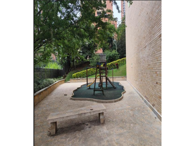 Apartamento de 3 alcobas en venta en Caminos De La Romeria, Sabaneta, 110 m² · foto 3 de 24