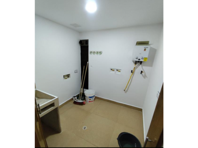 Apartamento de 3 alcobas en venta en Caminos De La Romeria, Sabaneta, 110 m² · foto 9 de 24