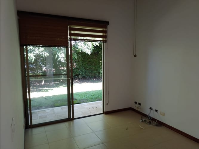 Casa de 3 alcobas en venta en La Morada, Jamundí, 210 m² · foto 5 de 24