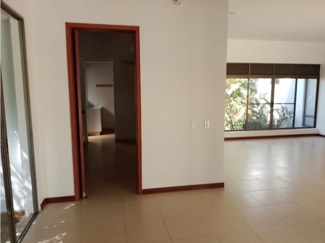 Casa de 3 alcobas en venta en La Morada, Jamundí, 210 m² · foto 9 de 24