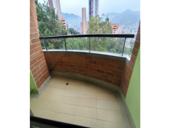 Apartamento de 3 alcobas en venta en Caminos De La Romeria, Sabaneta, 110 m² · foto 15 de 24