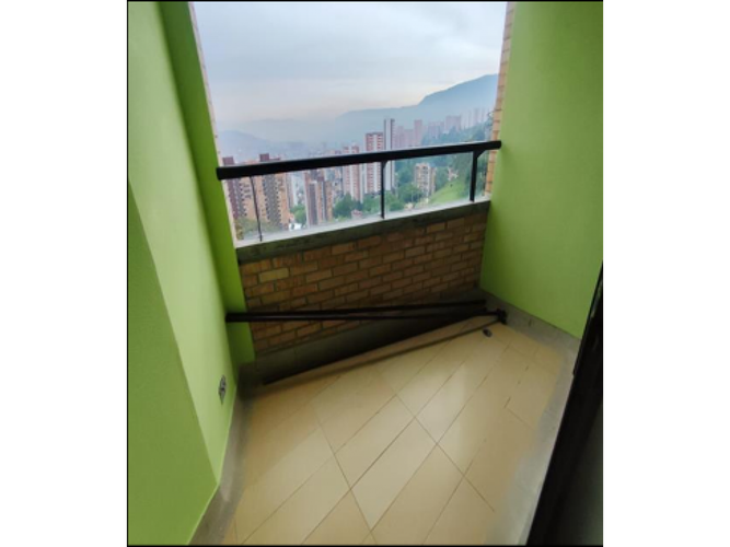 Apartamento de 3 alcobas en venta en Caminos De La Romeria, Sabaneta, 110 m² · foto 16 de 24