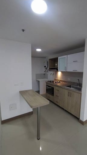 Apartamento de 2 alcobas en arriendo en San Joaquin, Sabaneta, 88 m² · foto 2 de 10