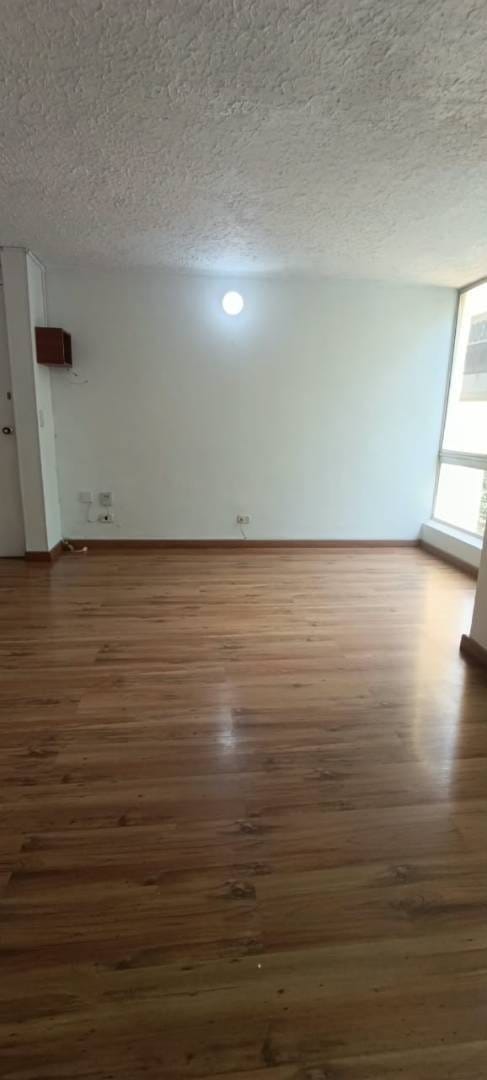 Apartamento de 3 alcobas en arriendo en Santa Teresita, Medellín, 90 m² · foto 8 de 24
