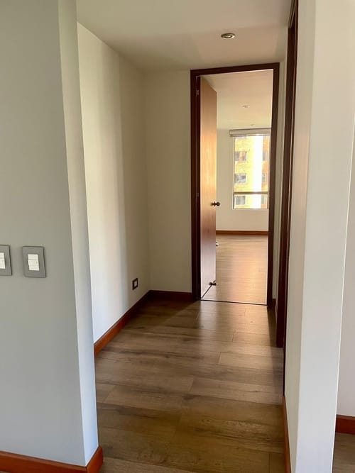 Apartamento de 3 alcobas en arriendo en La Florida, Medellín, 130 m² · foto 8 de 24