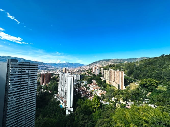 Apartamento de 3 alcobas en venta en Las Palmas, Medellín, 70 m² · foto 19 de 20