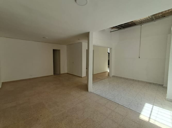 Casa de 4 alcobas en arriendo en El Velodromo, Medellín, 190 m² · foto 4 de 15