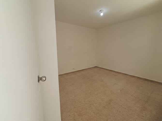 Casa de 4 alcobas en arriendo en El Velodromo, Medellín, 190 m² · foto 7 de 15