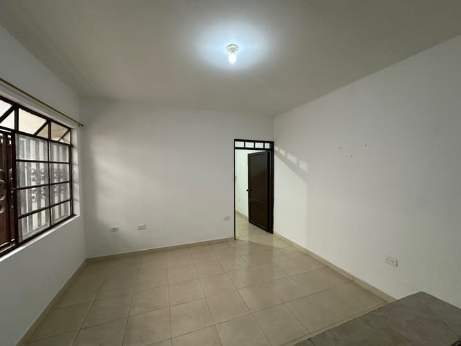 Apartaestudio en arriendo en Cristales, Cali, 45 m² · foto 5 de 7