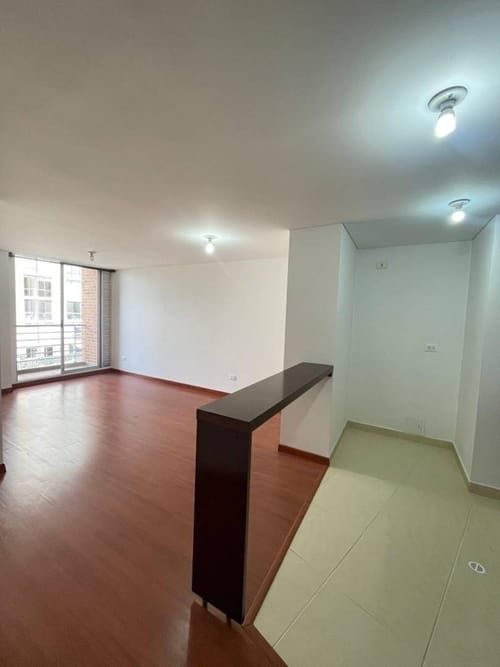 Apartamento de 2 alcobas en arriendo en Mazuren, Bogotá, 61 m² · foto 3 de 24
