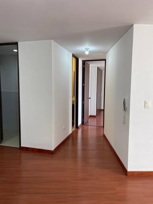 Apartamento de 2 alcobas en arriendo en Mazuren, Bogotá, 61 m² · foto 10 de 24